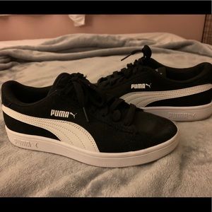 Puma Sneakers
